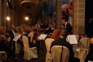A CENA CON GLI ASBURGO CONCERTO VALZER VIENNESI GALA VILLA MANIN 2008
